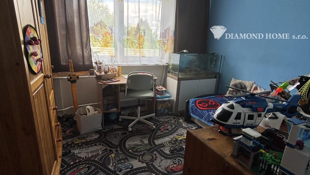 Len u nás! DIAMOND HOME s.r.o. ponúka Vám na predaj poschodový rodinný dom pre viacčlennú rodinu v obci Doľný Štál