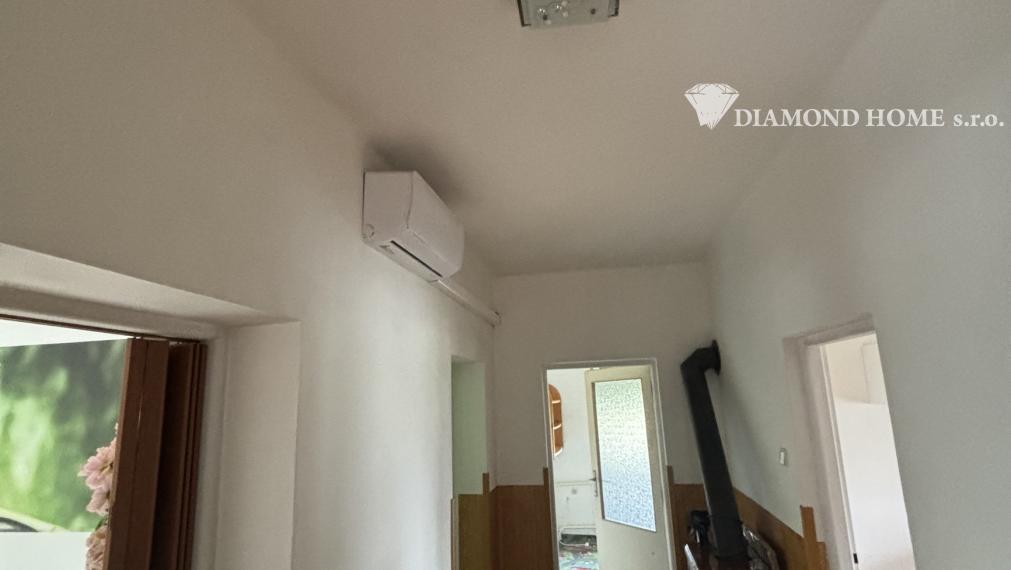 Len u nás! DIAMOND HOME s.r.o. ponúka Vám na predaj poschodový rodinný dom pre viacčlennú rodinu v obci Doľný Štál