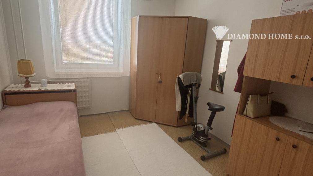 Predaj priestranného 4-izbového bytu v Dunajskej Strede – 87 m² s loggiou, blízko centra