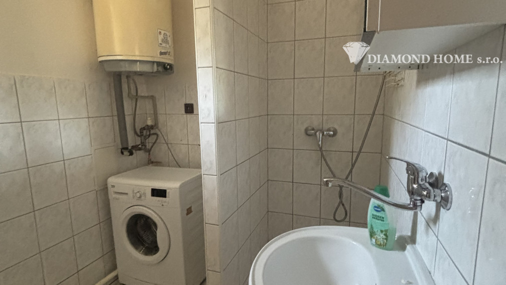 Predaj 3-izbového rodinného domu v obci Okoč – 95 000 €