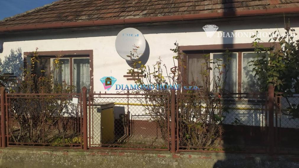 LEN U NÁS!!! Na predaj 4 izbový rodinný dom v obci Jastrabie Kračany