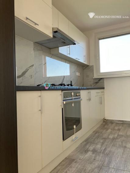 DIAMOND HOME s.r.o. Vám ponúka na predaj veľkometrážny krásny 3 izbový byt v Dunajskej Strede