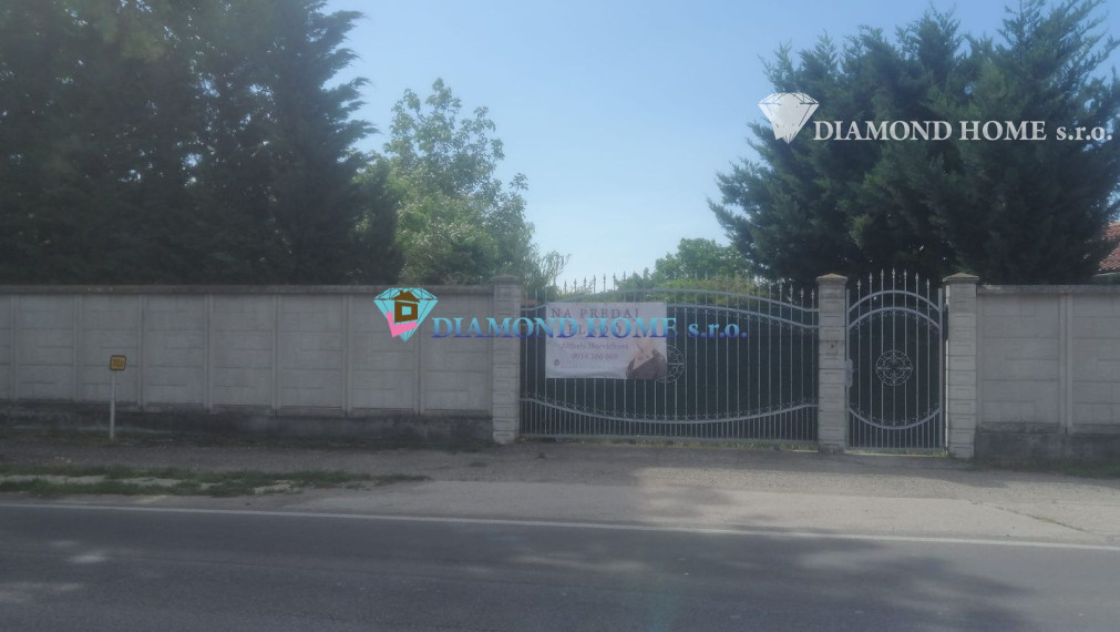 LEN U NÁS! Predáme lukratívny stavebný pozemok 1 km od Dunajskej Stredy v Mliečanoch