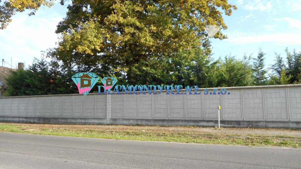 LEN U NÁS! Predáme lukratívny stavebný pozemok 1 km od Dunajskej Stredy v Mliečanoch