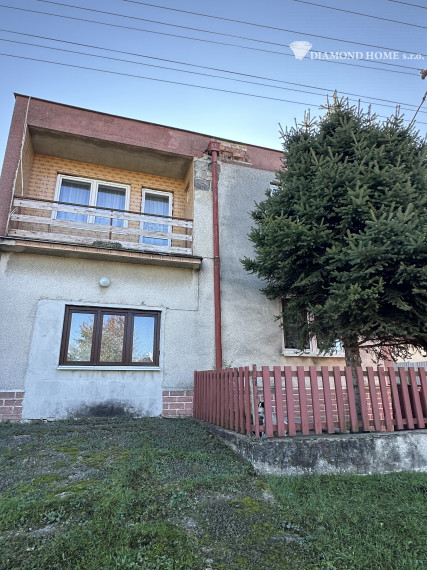 DIAMOND HOME s.r.o. Vám ponúka na predaj 5 izbový rodinný dom na 14 árovom pozemku v obci Ohrady