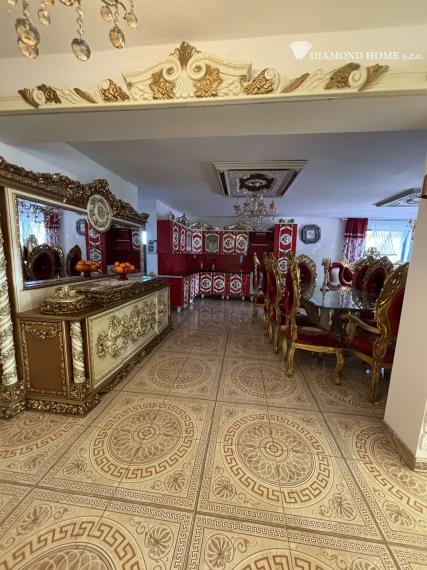 Len u nás!!DIAMOND HOME s.r.o. ponúka Vám na predaj krásny 5 izbový rodinný dom v obci Orechová Potôň.