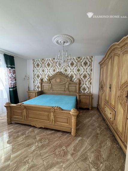 Len u nás!!DIAMOND HOME s.r.o. ponúka Vám na predaj krásny 5 izbový rodinný dom v obci Orechová Potôň.