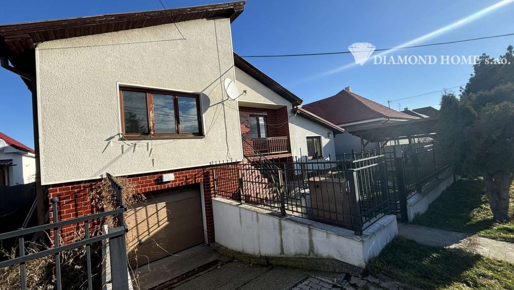 Rezervovaný/ DIAMOND HOME s.r.o. ponúka Vám na predaj 5 izbový rodinný dom dobrým potenciálom v obci Horný Bar- Šulany