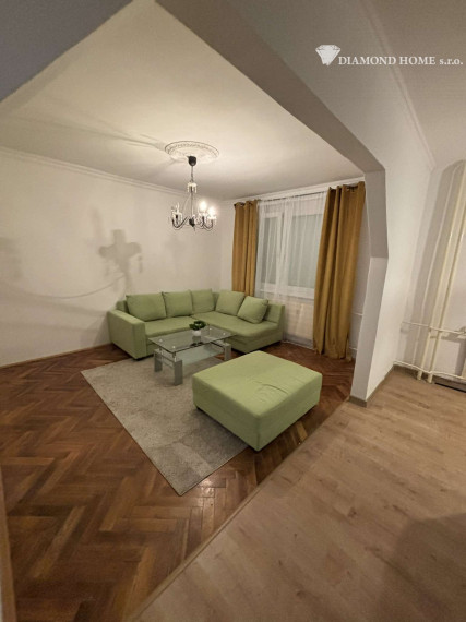Rezervovaný/DIAMOND HOME s.r.o , ponúka Vám na predaj 3 izbový byt centre mesta Dunajskej Stredy