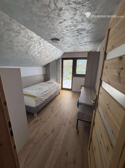 Rezervovaný/DIAMOND HOME s.r.o ponúka Vám na predaj rekreačný dom pri Dunaji v Gabčíkove