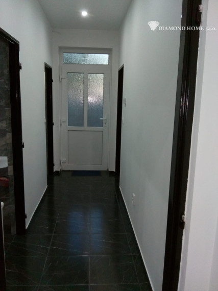 DIAMOND HOME s.r.o. ponúka Vám na predaj krásnu novostavbu 3 izbového rodinného domu v obci Ohrady