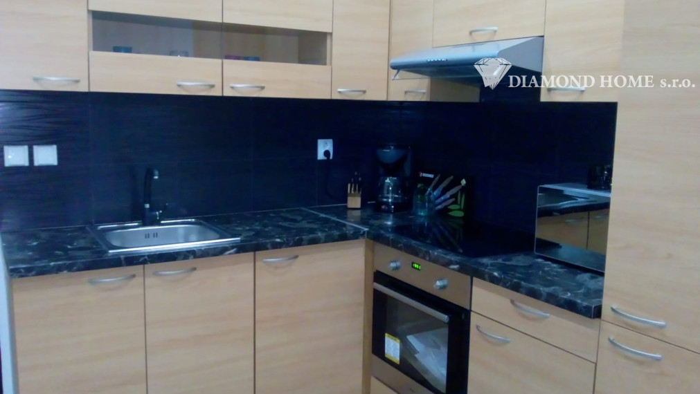 DIAMOND HOME s.r.o. ponúka Vám na predaj krásnu novostavbu 3 izbového rodinného domu v obci Ohrady