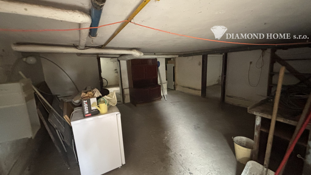 Len u nás! DIAMOND HOME s.r.o. ponúka Vám na predaj poschodový rodinný dom pre viacčlennú rodinu v obci Doľný Štál