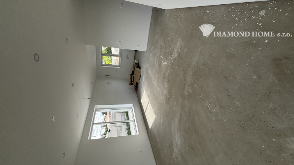 DIAMOND HOME s.r.o. ponúka Vám na predaj 4izbovú novostavbu rodinného domu veľkým pozemkom obci Povoda časť Lidér Tejed.