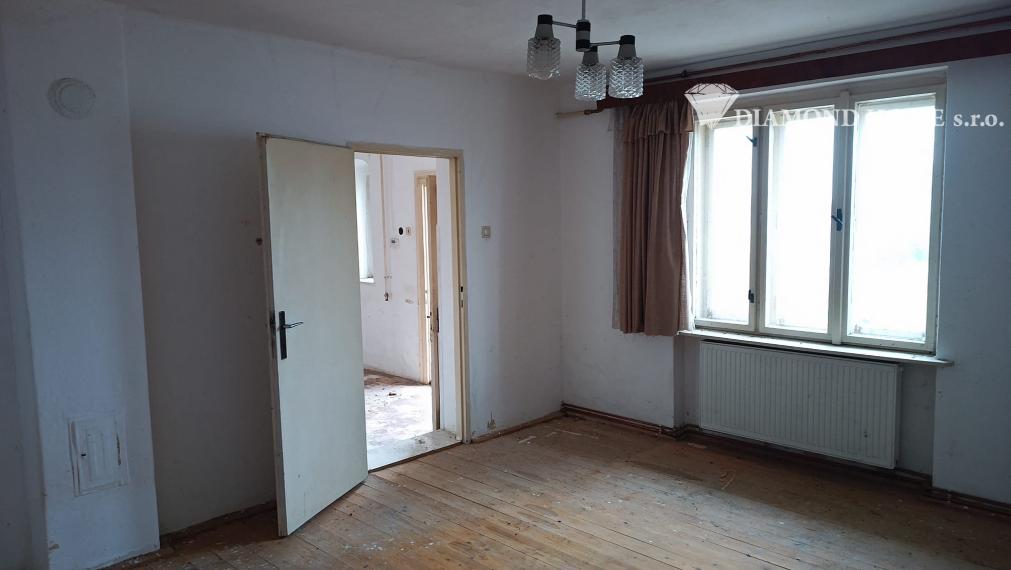 DIAMOND HOME s.r.o. exkluzívne ponúka Vám na predaj 3 izbový rodinný dom v obci Kráľovičové Kračany