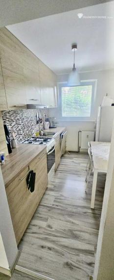 DIAMOND HOME s.r.o , ponúka Vám na predaj kompletne rekonštruovaný 3 izbový byt v meste Dunajskej Stredy, ulica Nám.SNP