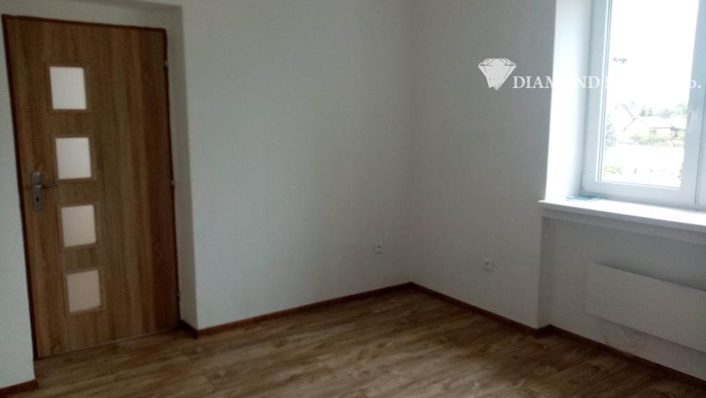 LEN U NÁS!!!Výborný investičný zámer/DIAMOND HOME s.r.o. ponúka Vám na predaj novo rekonštruovaný rodinný dom s tromi bytovými jednotkami v obci Tomášíkovo