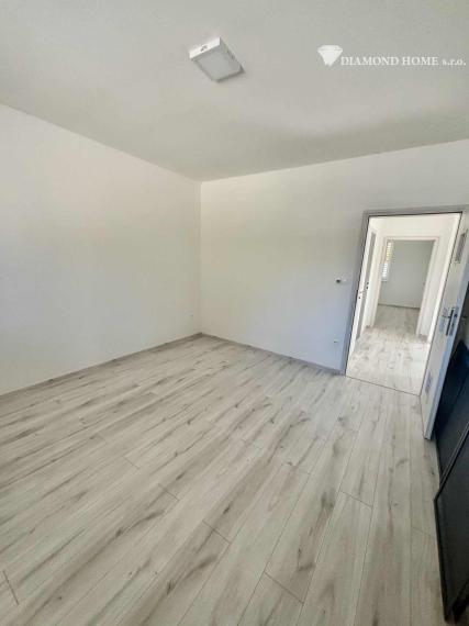 Rezervovaný/DIAMOND HOME s.r.o. ponúka Vám na prenájom 3 izbový rodinný dom v obci Jahodná  v časti Alba Regia pri Malom Dunaji