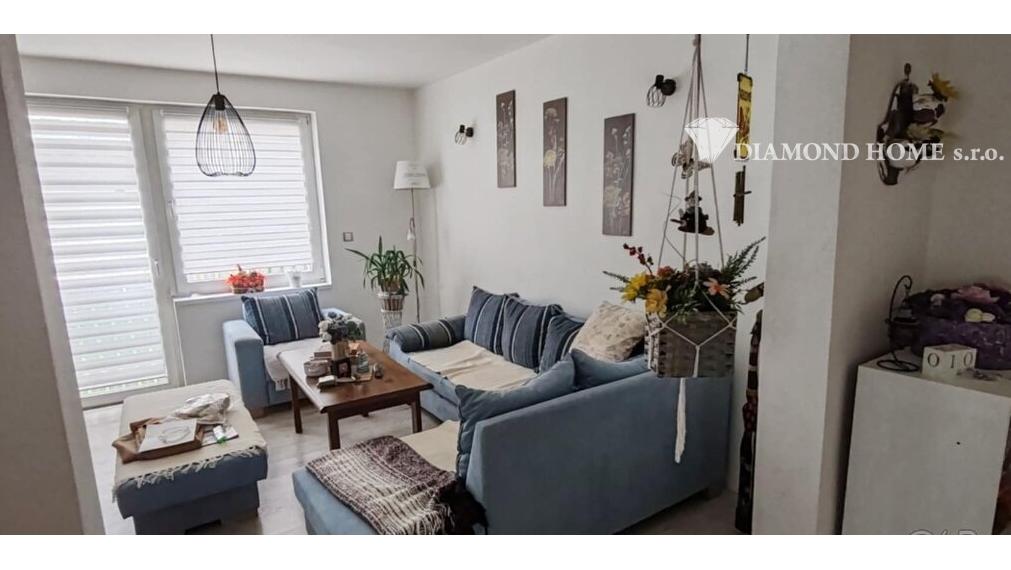 DIAMOND HOME s.r.o. ponúka Vám na predaj krásny 3 izbový rodinný dom v obci Horné Saliby