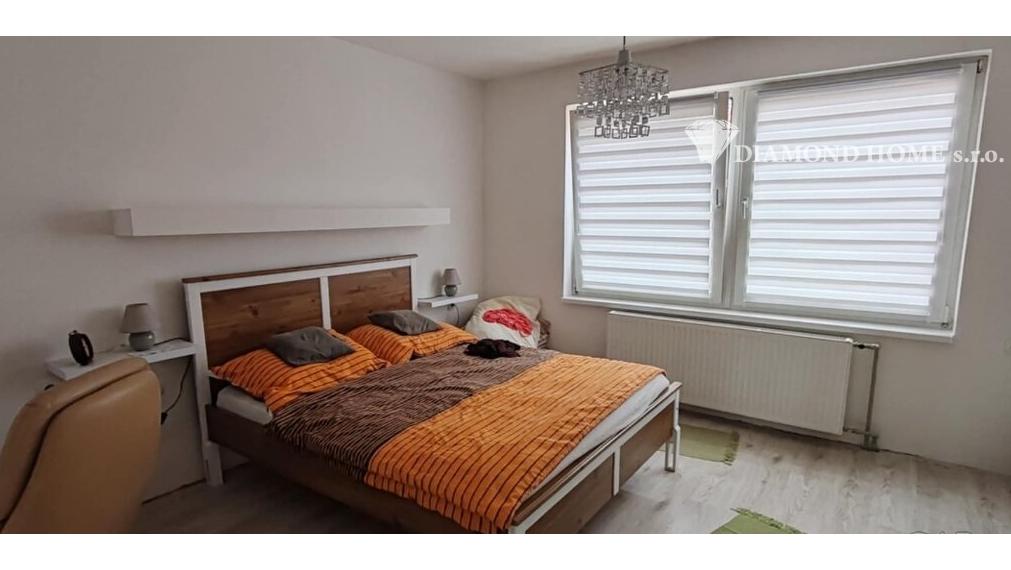 DIAMOND HOME s.r.o. ponúka Vám na predaj krásny 3 izbový rodinný dom v obci Horné Saliby