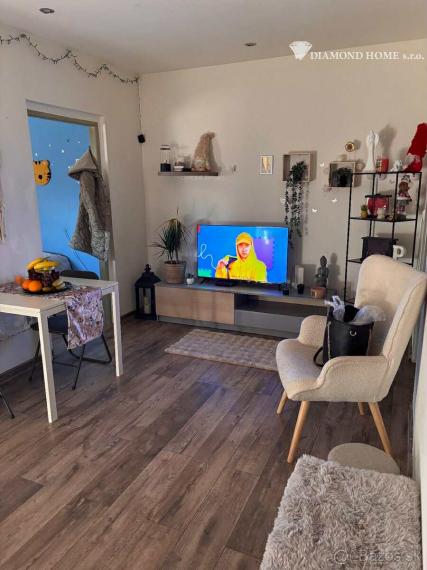 LEN U NÁS! DIAMOND HOME s.r.o , ponúka Vám na predaj 2 izbový byt Dunajská Streda, Nová Ves