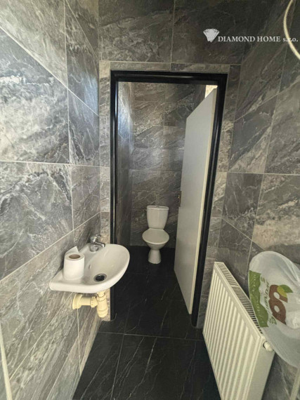 DIAMOND HOME s.r.o. ponúka Vám na predaj krásnu novostavbu 3 izbového rodinného domu v obci Ohrady