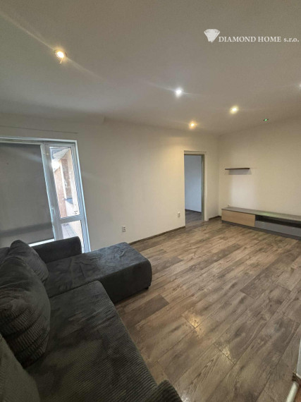 LEN U NÁS! DIAMOND HOME s.r.o , ponúka Vám na predaj 2 izbový byt Dunajská Streda, Nová Ves