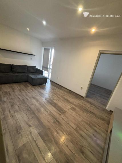 LEN U NÁS! DIAMOND HOME s.r.o , ponúka Vám na predaj 2 izbový byt Dunajská Streda, Nová Ves