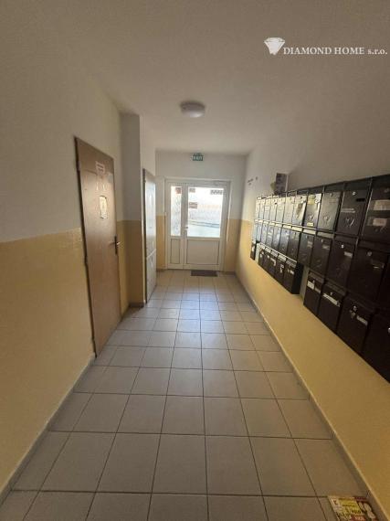 LEN U NÁS! DIAMOND HOME s.r.o , ponúka Vám na predaj 2 izbový byt Dunajská Streda, Nová Ves