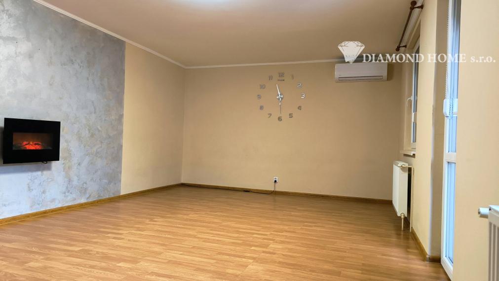 DIAMOND HOME s.r.o. ponúka Vám na predaj 3 izbový rodinný dom v obci Ohrady