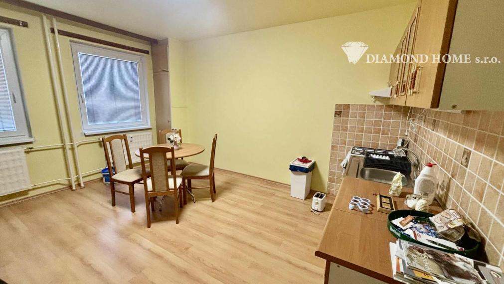 DIAMOND HOME s.r.o , ponúka Vám na predaj 2 izbový byt v meste Veľký Meďer