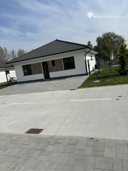 Posledný voľný/DIAMOND HOME s.r.o. ponúka Vám na predaj 4 izbovú novostavbu za bezkonkurenčnú cenu v Dolnom Štáli
