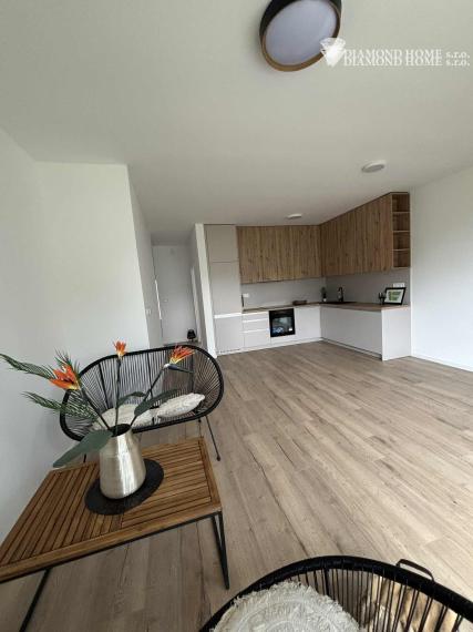 Posledný voľný/DIAMOND HOME s.r.o. ponúka Vám na predaj 4 izbovú novostavbu za bezkonkurenčnú cenu v Dolnom Štáli