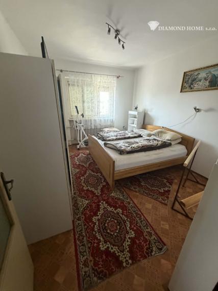 DIAMOND HOME s.r.o. - Marian Petrovič maklér ponúka Vám na predaj 4 izbový rodinný dom vo vyhladávanej a tichej lokalite v obci Povoda časť Lidér Tejed