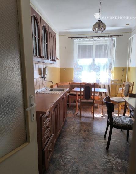 DIAMOND HOME s.r.o. ponúka Vám na predaj 3 izbový rodinný dom v obci Baka za korektnú cenu