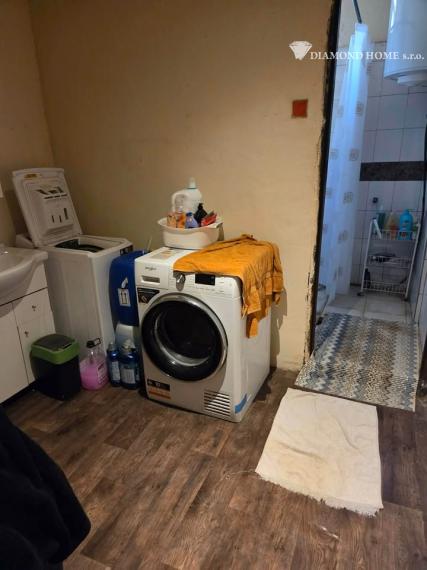 DIAMOND HOME s . r. o. ponúka Vám na predaj rodinný dom  v Kolárove