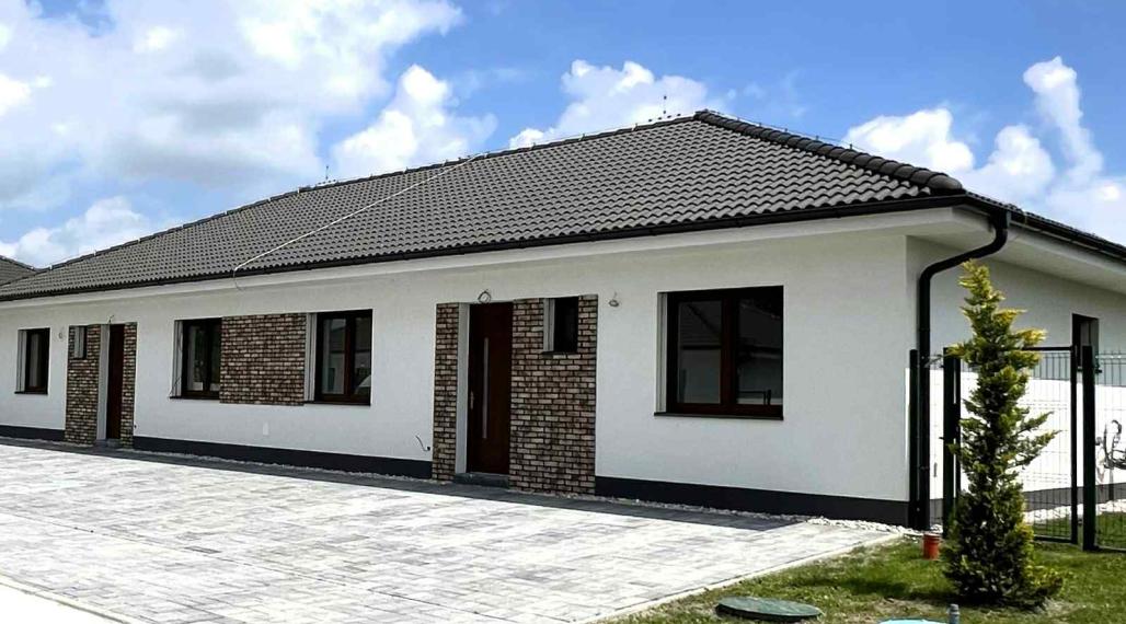 DIAMOND HOME s.r.o. ponúka Vám na predaj novostavbu A2/ 4 izbového rodinného domu(súčasť dvojdomu) s tepelným čerpadlom
