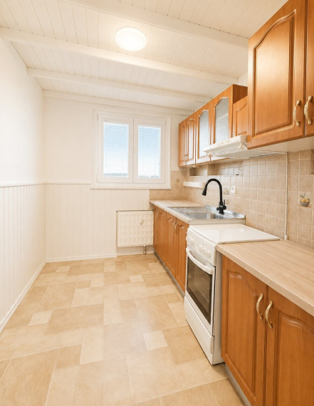 Na predaj: 3-izbový byt blízko centra, Dunajská Streda , Rybný Trh (70 m² + loggia)