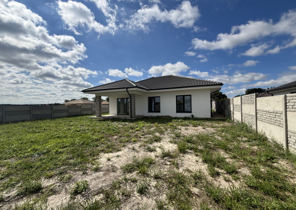 DIAMOND HOME s.r.o. ponúka Vám na predaj 4izbovú novostavbu rodinného domu veľkým pozemkom obci Povoda časť Lidér Tejed.