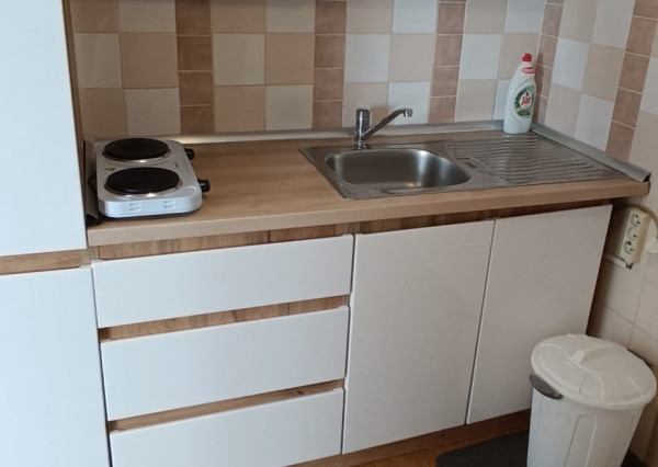 DIAMOND HOME s.r.o , ponúka Vám na prenájom 1 izbový byt v  meste Dunajská Streda