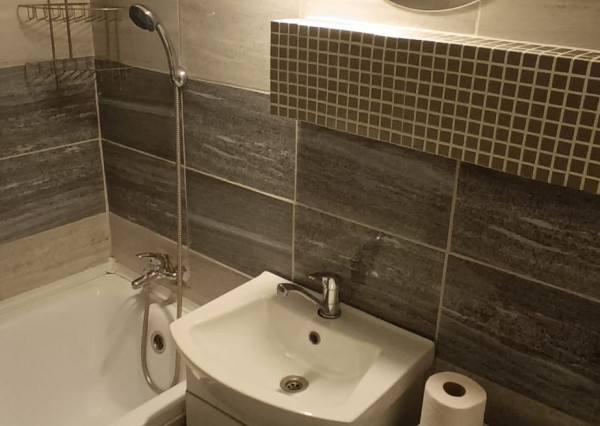 DIAMOND HOME s.r.o , ponúka Vám na prenájom 1 izbový byt v  meste Dunajská Streda