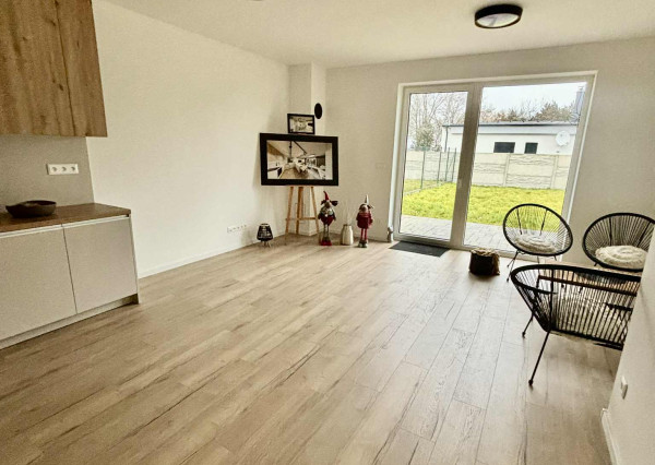 DIAMOND HOME s.r.o. ponúka Vám na predaj novostavbu A2/ 4 izbového rodinného domu(súčasť dvojdomu) s tepelným čerpadlom