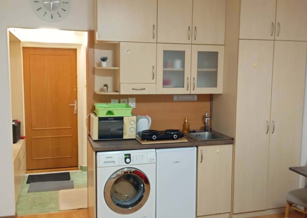 DIAMOND HOME s.r.o , ponúka Vám na prenájom garsónku v centre mesta Dunajská Streda