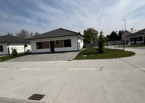 Posledný voľný/DIAMOND HOME s.r.o. ponúka Vám na predaj 4 izbovú novostavbu za bezkonkurenčnú cenu v Dolnom Štáli
