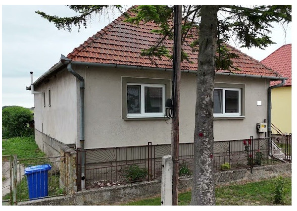 DIAMOND HOME s . r. o. ponúka Vám na predaj rodinný dom  v obci Čalovec