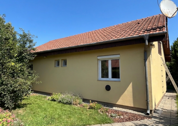 Predaj 3-izbového rodinného domu v obci Okoč – 95 000 €