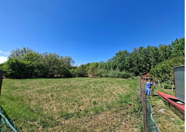 Predaj stavebného pozemku 1105 m2 – Bodza (okr. Komárno)